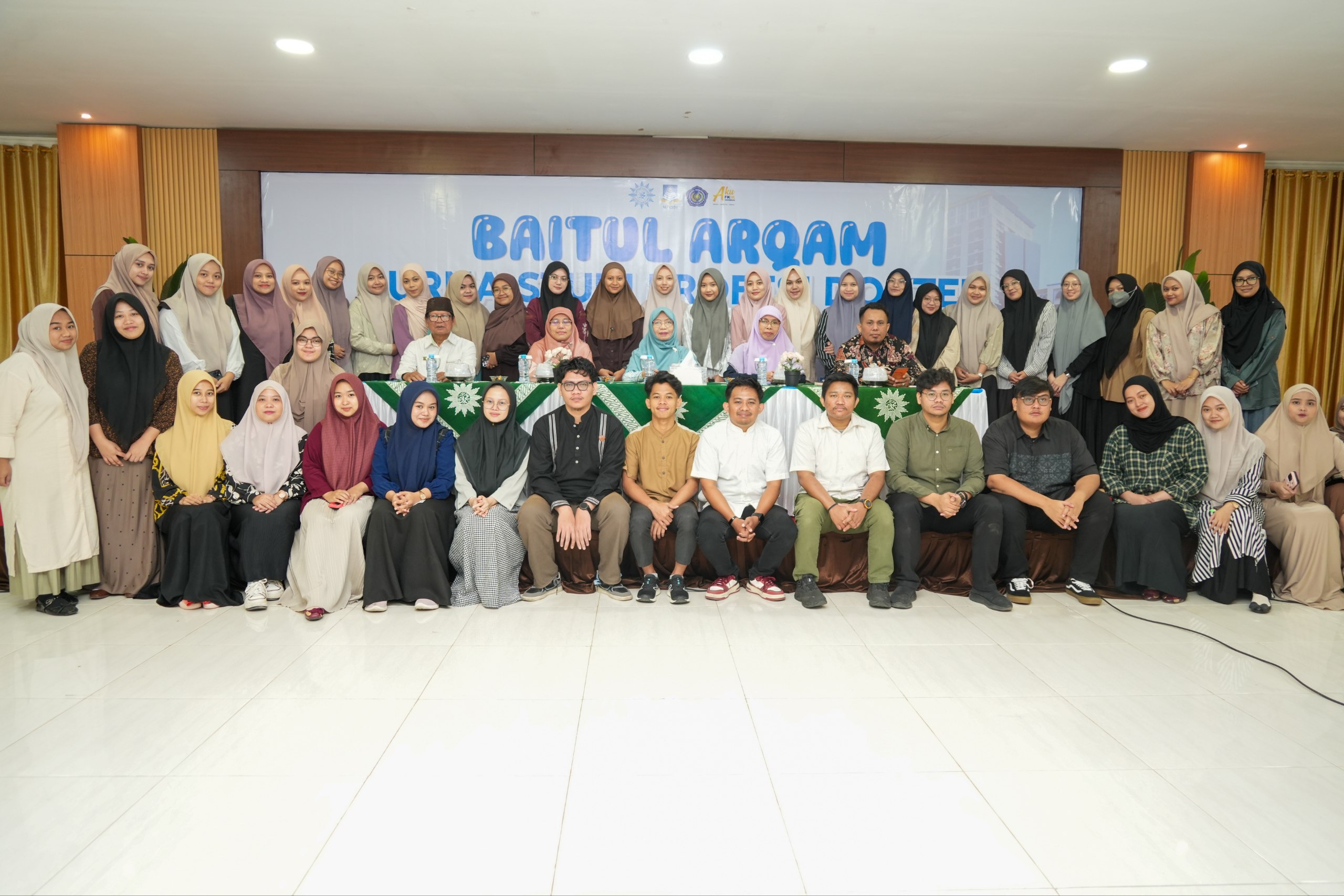 Baitul Arqam Graduation Program: FMHS Unismuh Fosters Islamic Values Among Future Doctors