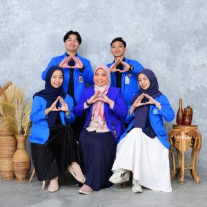 FKIK Unismuh Makassar Team Advances to PIMNAS 2025 with Herbal-Based Innovation for Cervical Cancer Therapy