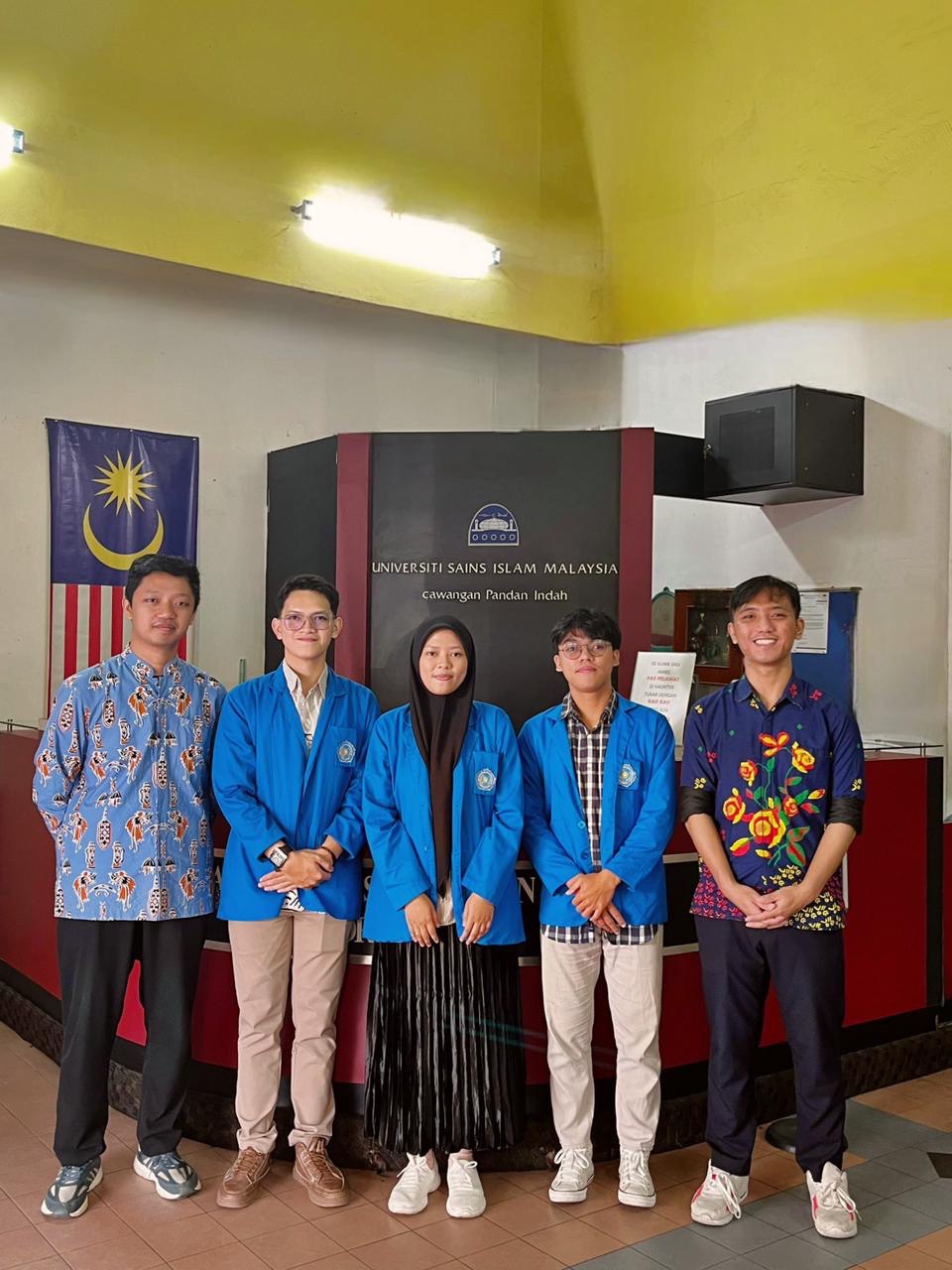 FMHS Unismuh Goes International: Three Students Gain Experience Through Exchange Program in Malaysia