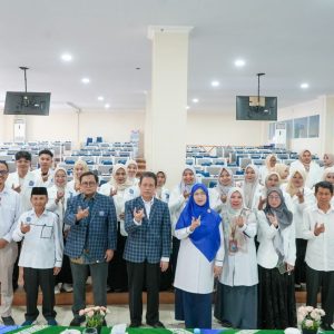 FMHS Unismuh Makassar Holds Orientation for the First Cohort of the Professional Apothecary Program, Academic Year 2025/2026