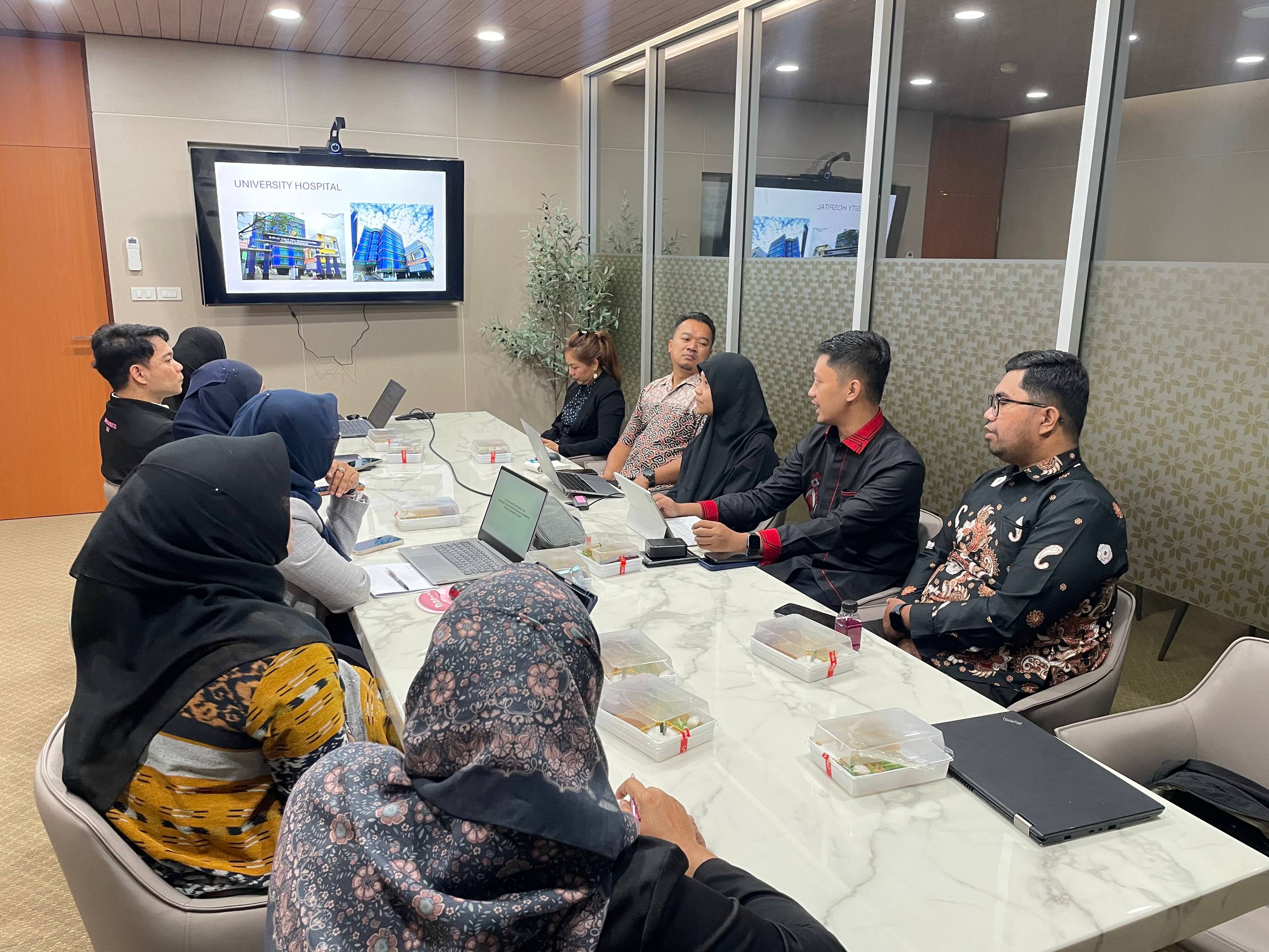 FMHS Unismuh Makassar and Yala Rajabhat University Discuss the Advancement of Four International Collaborative Research Projects