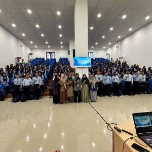 International Guest Lecture on IoT for Smart Healthcare Enhances Global Learning Experience at FMHS Universitas Muhammadiyah Makassar